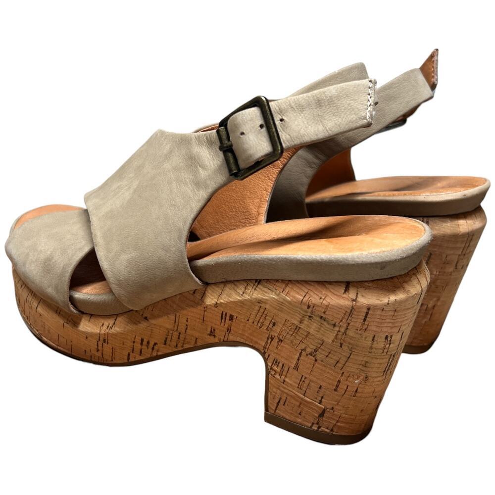 GENTLE SOULS Kenneth Cole Paulina Cross Women 9.5 Cork Heel Platform Wedge READ - Picture 4 of 14